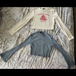 2 long sleeve cropped tops